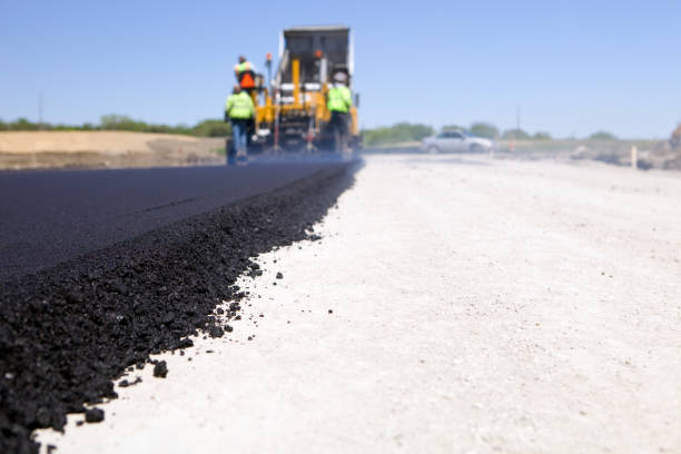 Best Recycled Asphalt Driveway Installation  in Madisonville, LA